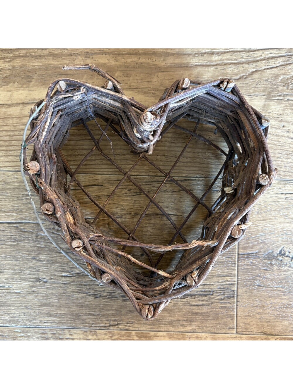 Rustic Grapevine Heart Basket Woven Twig Heart Decor 7” Farmhouse Cottage